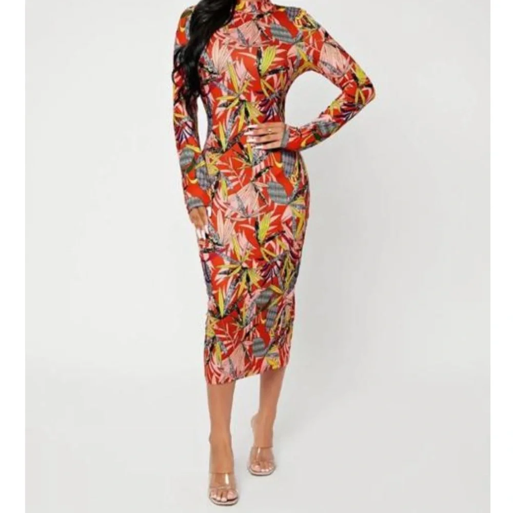 Multicolored Bodycon Dress - Picture 5 of 14